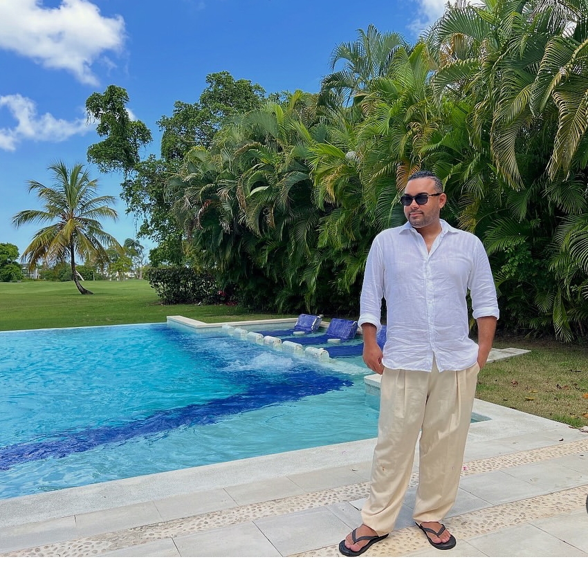 Christopher Hall - Photo 4