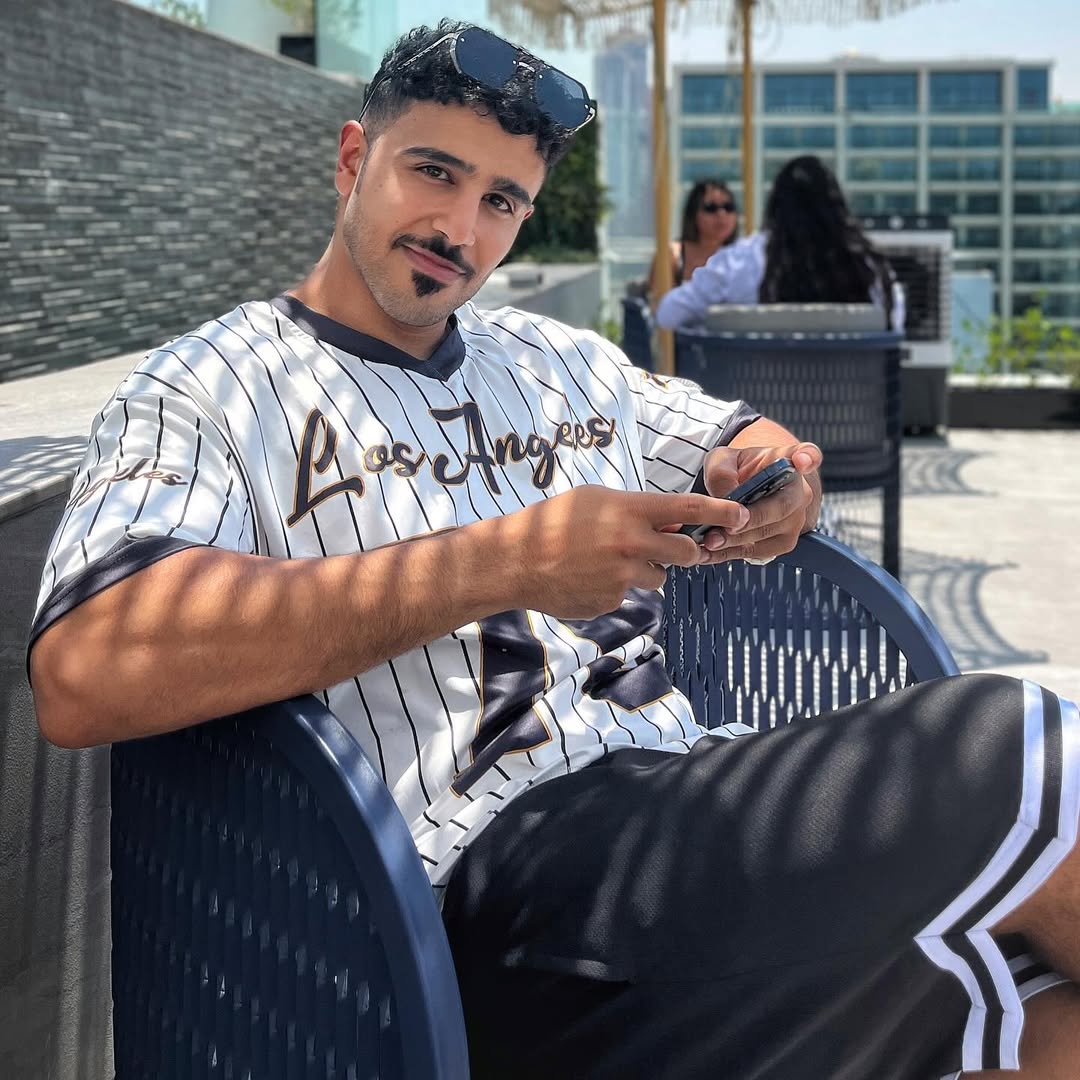 Malik Hassan - Photo 2