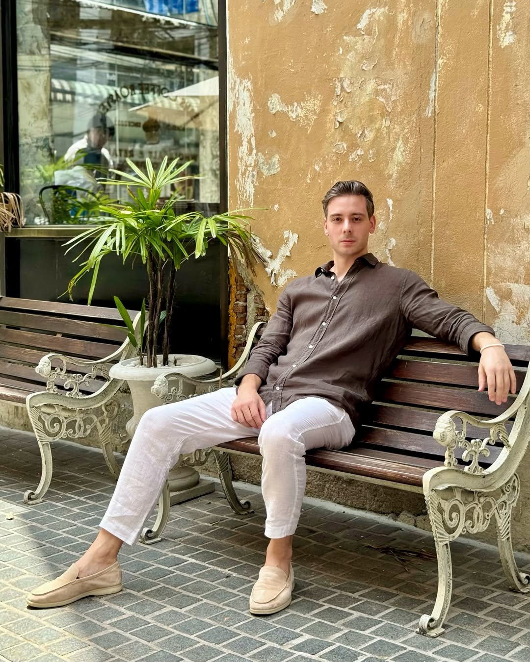 James Hawthorne - Photo 4