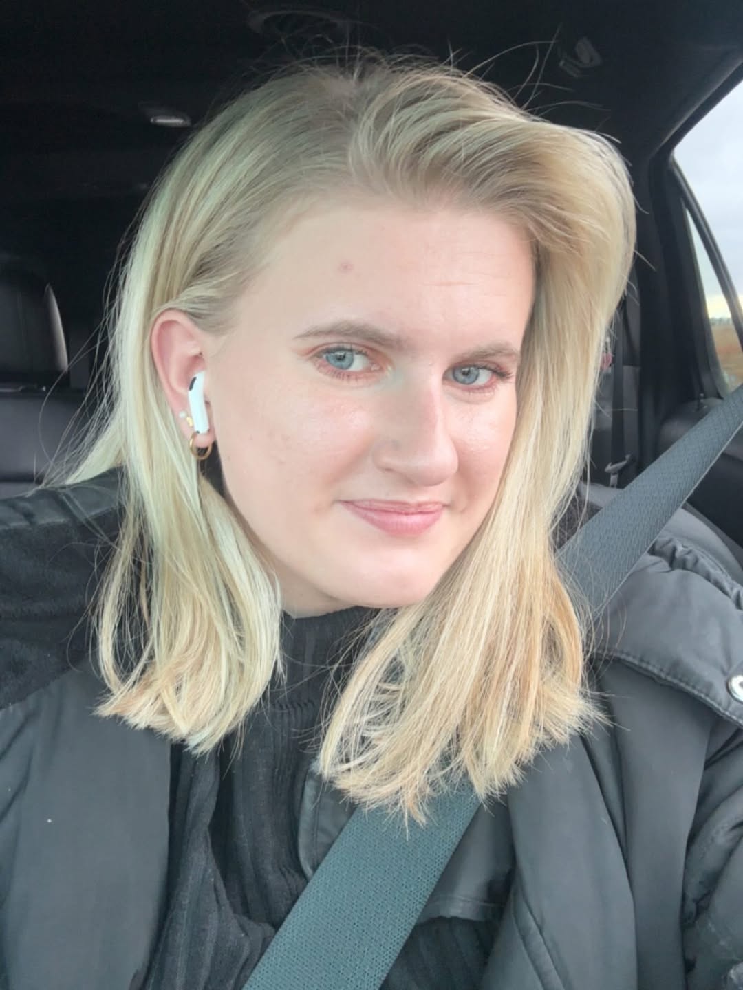 Chloe Sullivan - Photo 4