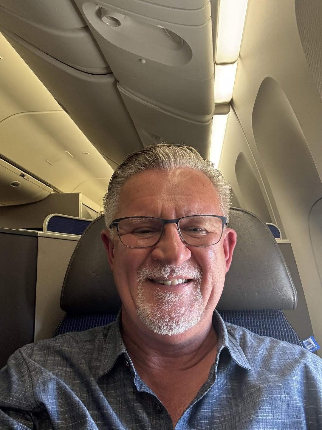 Robert Thomas - Photo 5