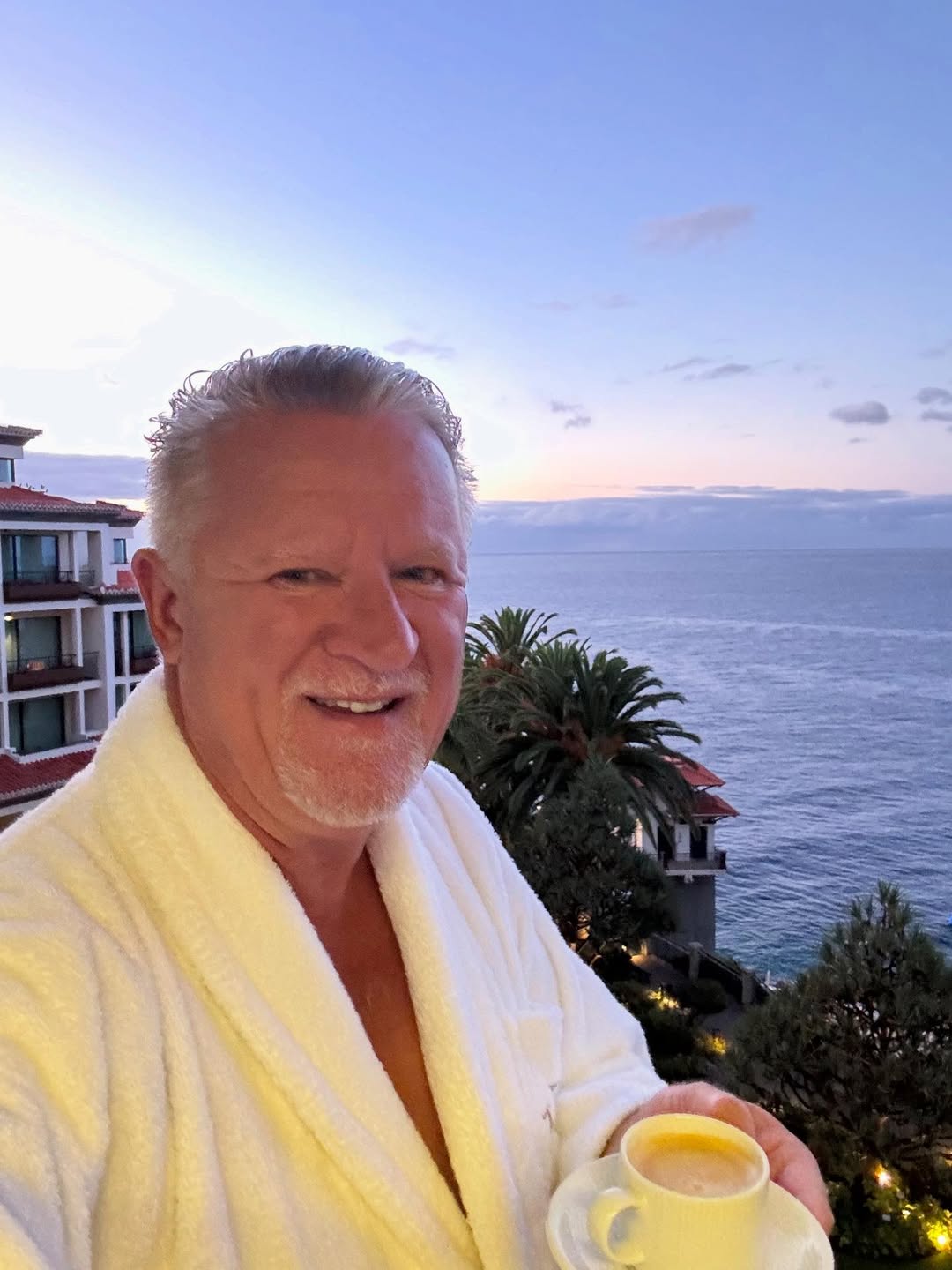 Robert Thomas - Photo 6